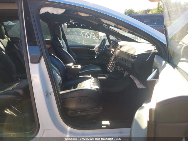 5YJXCBE24HF046066 Tesla MODEL X