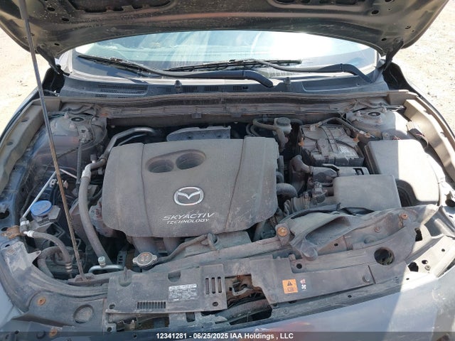 JM1BM1V77E1162833 Mazda pe