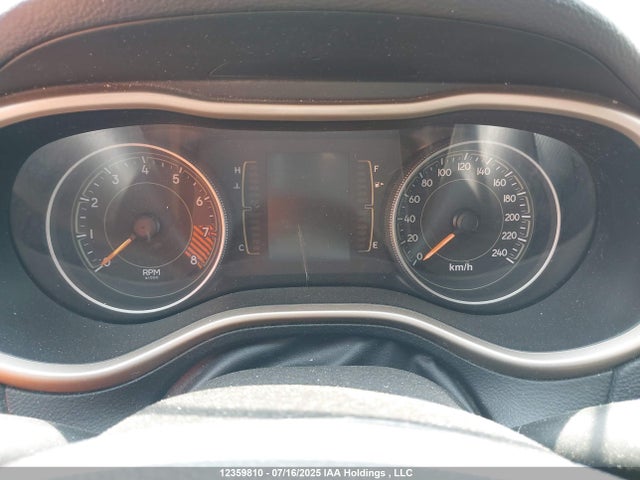 1C4PJMAS8FW778345 Jeep 2015