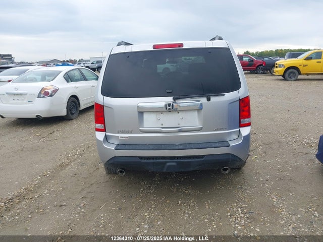 Honda j35z4 2014 5FNYF4H46EB504240 Image 16