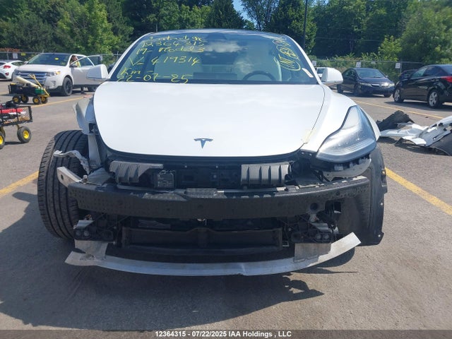 5YJ3E1EA9KF419314 Tesla 2019