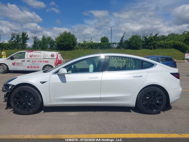 5YJ3E1EA9KF419314 Tesla 2019