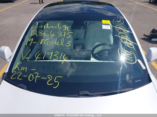 5YJ3E1EA9KF419314 Tesla 2019
