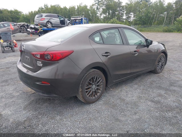 3MZBM1U79FM236238 Mazda pe