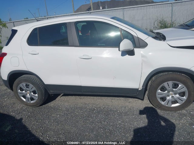 Chevrolet LUV 2015 3GNCJKSBXFL255682 Image 13