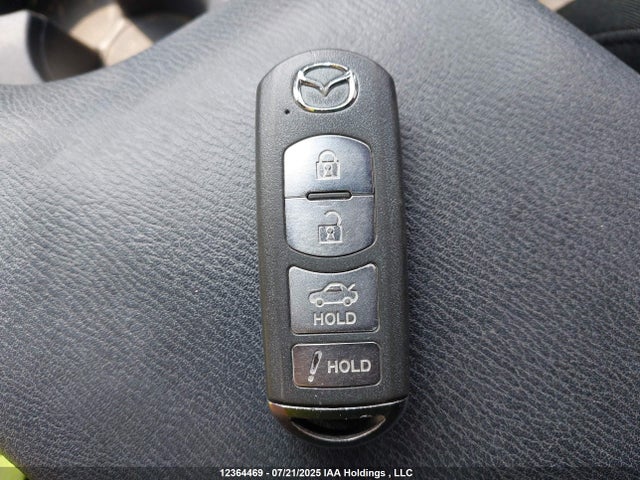 JM1BM1V7XE1112671 Mazda pe
