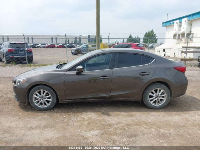 JM1BM1V7XE1112671 Mazda pe