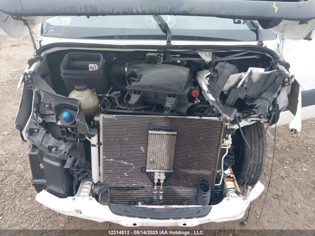 WD3BF1CD7KP129689 Mercedes-Benz om 642 with brake assist