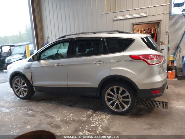 1FMCU9G91FUB43482 Ford 2015