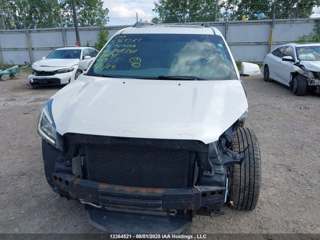 1GKKRRKD9EJ245341 GMC llt