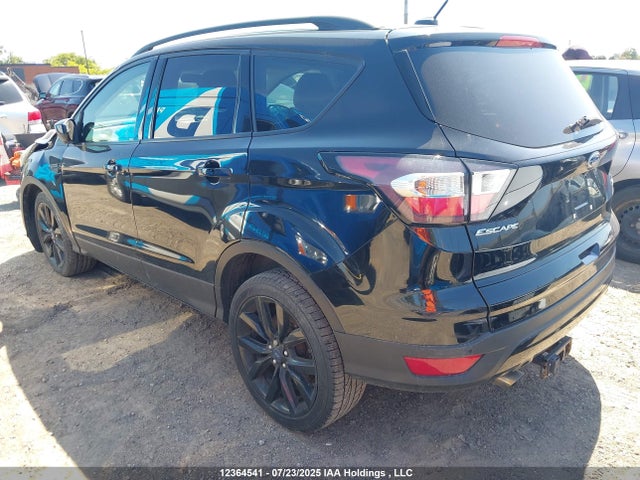 Ford Escape 2017 1FMCU9G99HUC15144 Image 3
