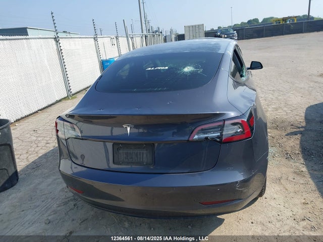 5YJ3E1EA2MF030601 Tesla MODEL 3