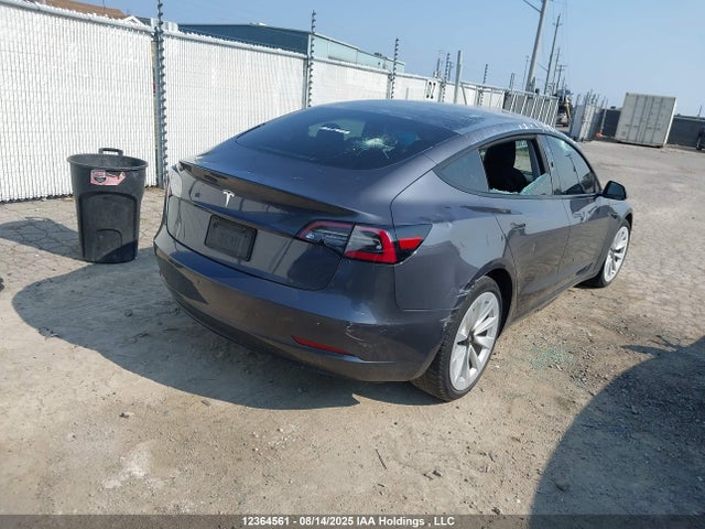 5YJ3E1EA2MF030601 Tesla MODEL 3