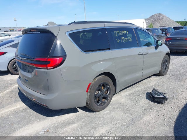 2C4RC1FG1NR190056 Chrysler Pacifica