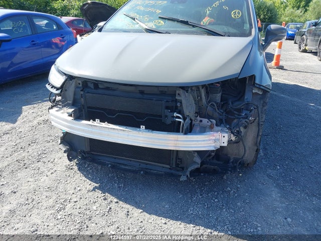 2C4RC1FG1NR190056 Chrysler Pacifica