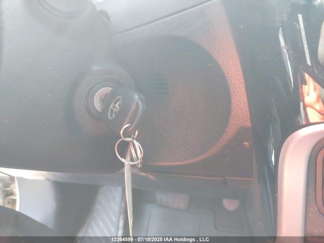 12364599 :رقم المزاد ، 2T1BURHE9HC940137 vin ، 2017 Toyota Corolla Se مزاد بيع