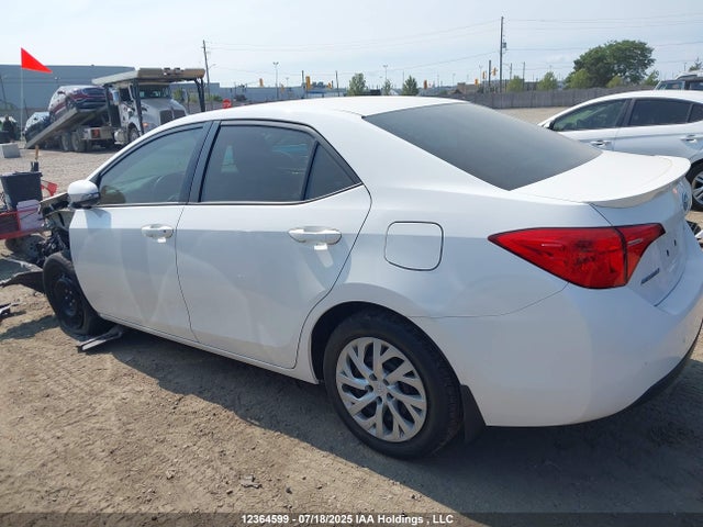 12364599 :رقم المزاد ، 2T1BURHE9HC940137 vin ، 2017 Toyota Corolla Se مزاد بيع