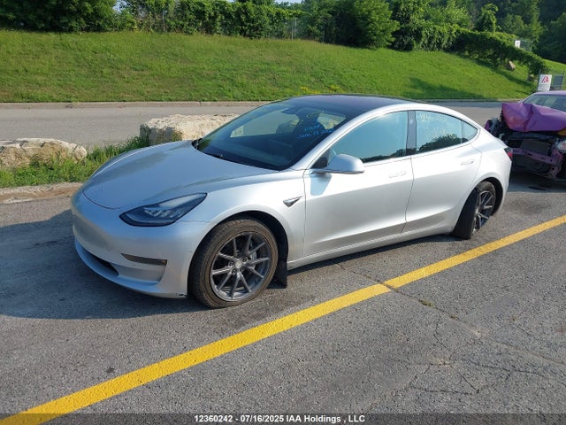 5YJ3E1EA6JF027826 Tesla MODEL 3