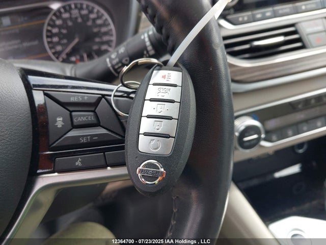 1N4BL4FW4LN316937 Nissan 2020