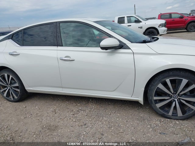 1N4BL4FW4LN316937 Nissan 2020