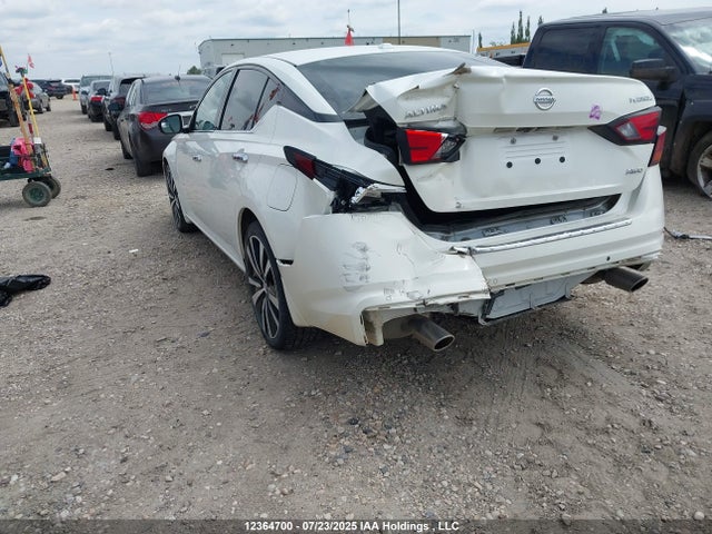 1N4BL4FW4LN316937 Nissan 2020