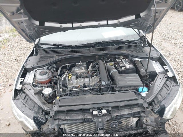 3VWE57BU3MM076585 Volkswagen tsi