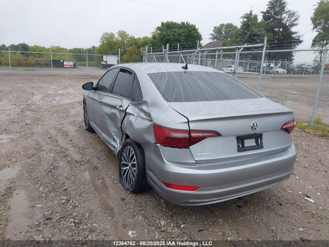 3VWE57BU3MM076585 Volkswagen tsi