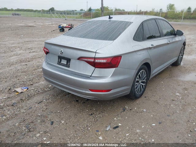 3VWE57BU3MM076585 Volkswagen tsi