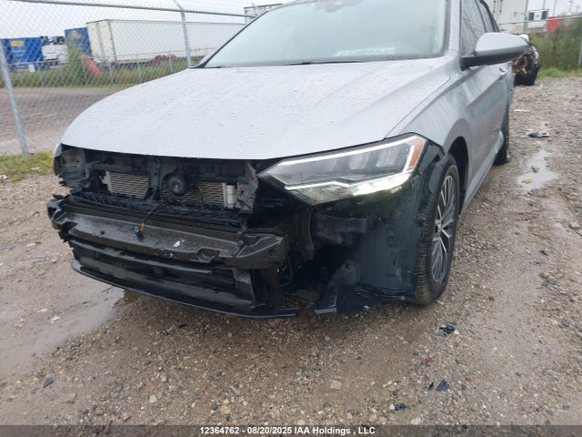 3VWE57BU3MM076585 Volkswagen tsi