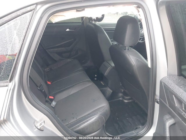 3VWE57BU3MM076585 Volkswagen tsi