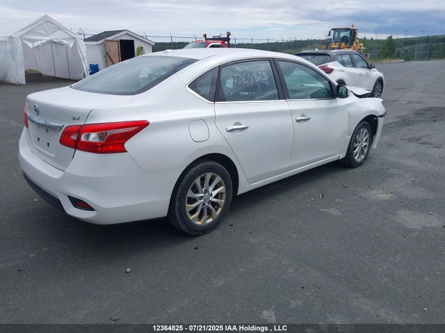 3N1AB7AP8HY318732 Nissan Sentra