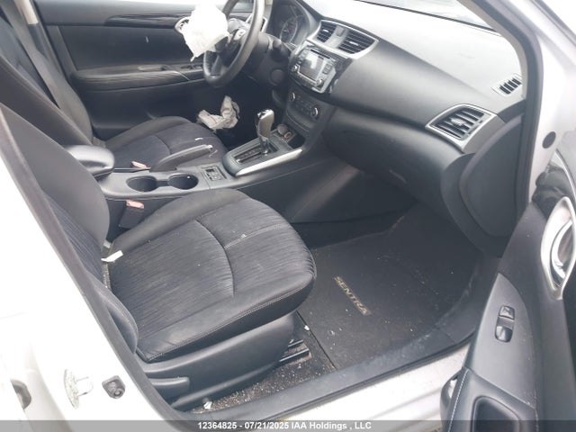 3N1AB7AP8HY318732 Nissan Sentra