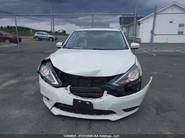 3N1AB7AP8HY318732 Nissan Sentra