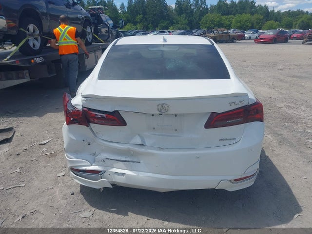 Acura j35y6 2015 19UUB3F72FA800773 Image 16