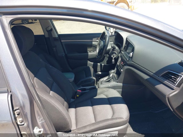 KMHD84LF9HU399637 Hyundai 2017