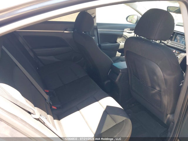 KMHD84LF9HU399637 Hyundai 2017