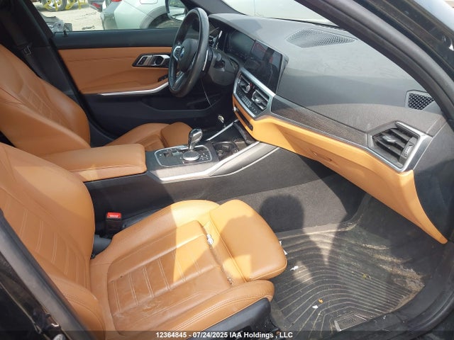 3MW5R7J01L8B32890 BMW 330I