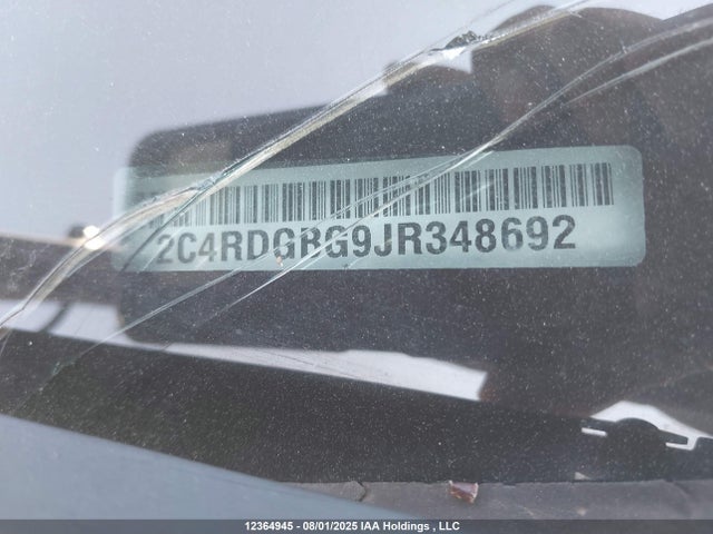 2C4RDGBG9JR348692 Dodge Grand Caravan