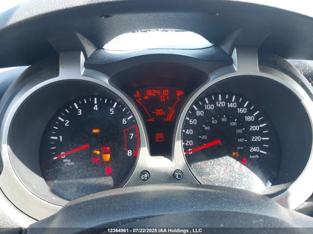 JN8AF5MVXET480399 Nissan 2014