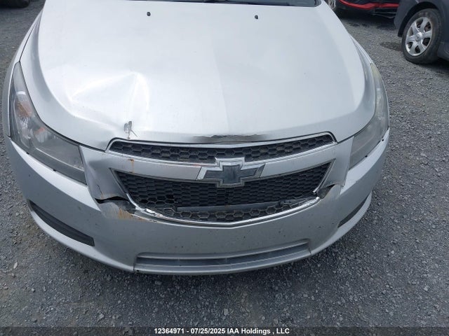 1G1PL5SH6E7350410 Chevrolet luw
