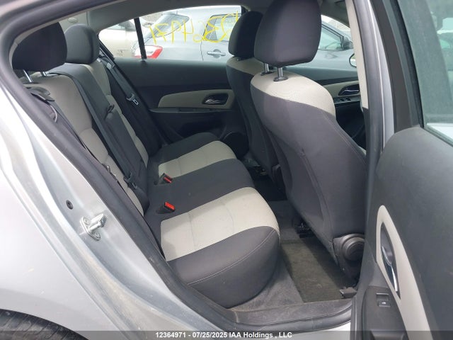1G1PL5SH6E7350410 Chevrolet luw