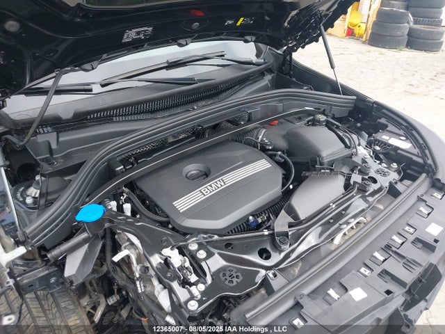 WBX73EF00P5V91215 BMW X1