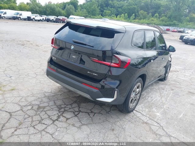 WBX73EF00P5V91215 BMW X1