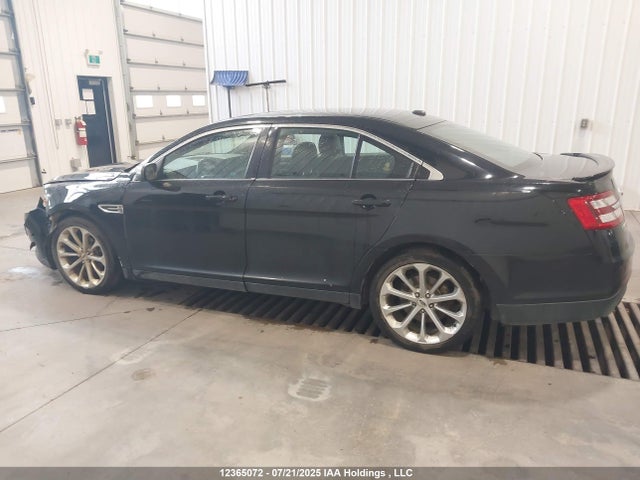 1FAHP2J81GG112473 Ford 2016