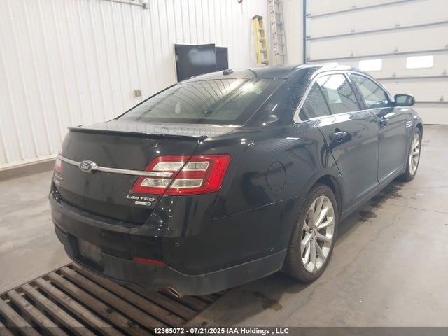 1FAHP2J81GG112473 Ford 2016