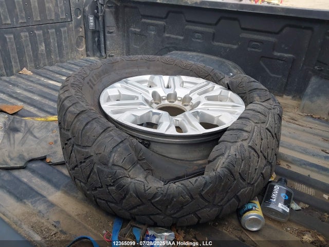 1GT49WEY7NF204551 GMC l5p