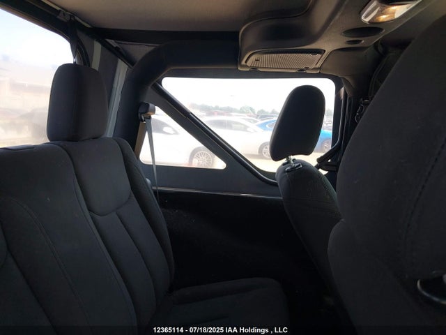 1C4AJWAG6GL262629 Jeep Wrangler