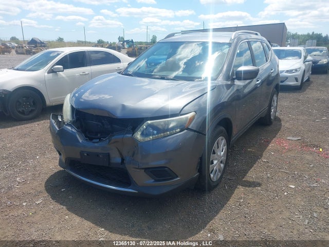Nissan Rogue 2016 5N1AT2MT2GC802856 Image 2