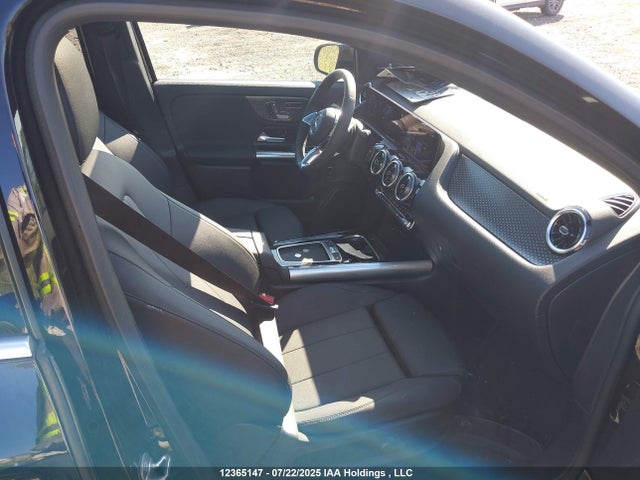 W1N4N4HBXTJ765613 Mercedes-Benz m260