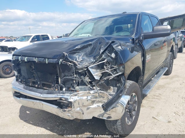 3C6UR5DJ5FG500917 RAM 2015